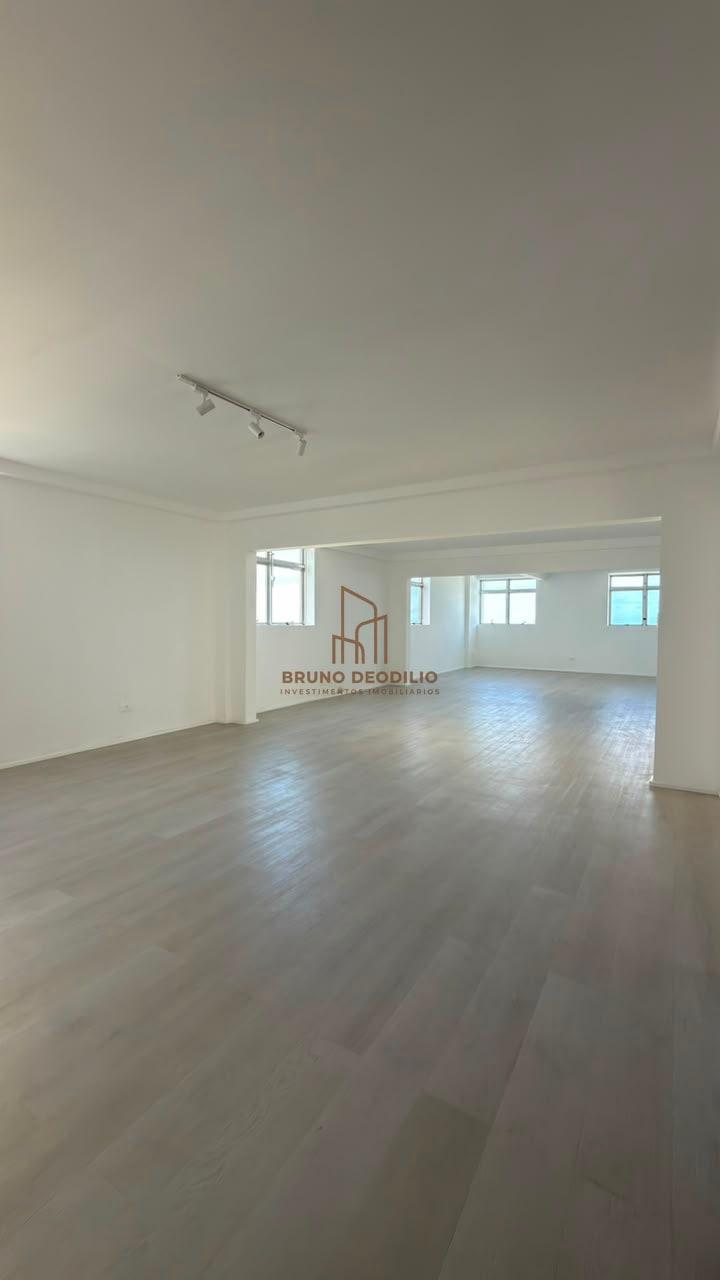 Apartamento de 300 m² com vista definitiva para o mar no Edifício Núbia